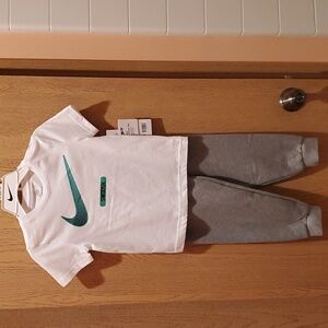 2-pc NIKE SET